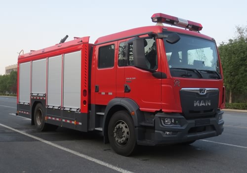 曼恩（MAN）水罐消防車